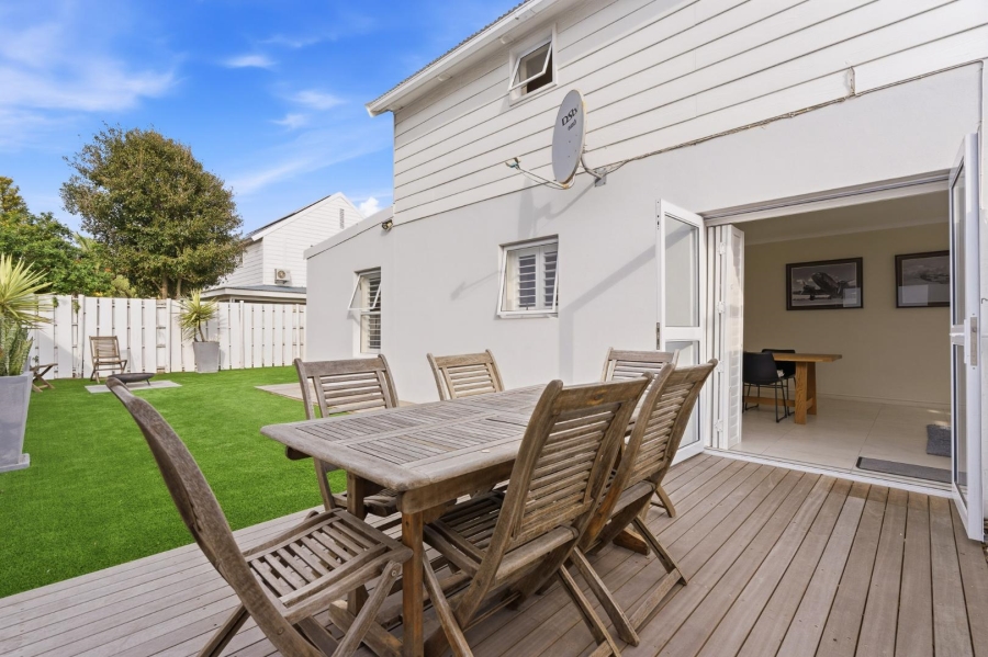 To Let 3 Bedroom Property for Rent in Royal Ascot Western Cape